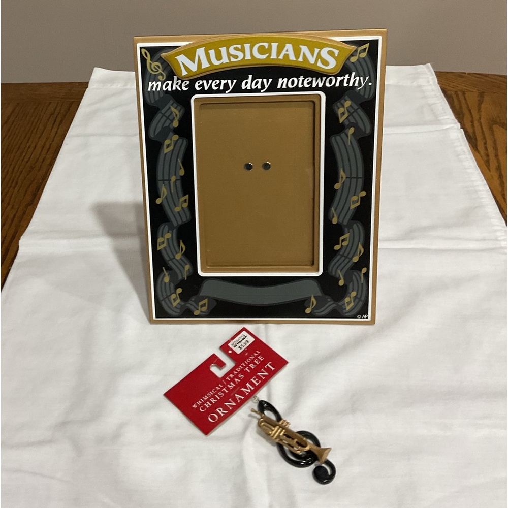 “Musicians Make Every Day Noteworthy” picture frame + trumpet music 🎶 ornament